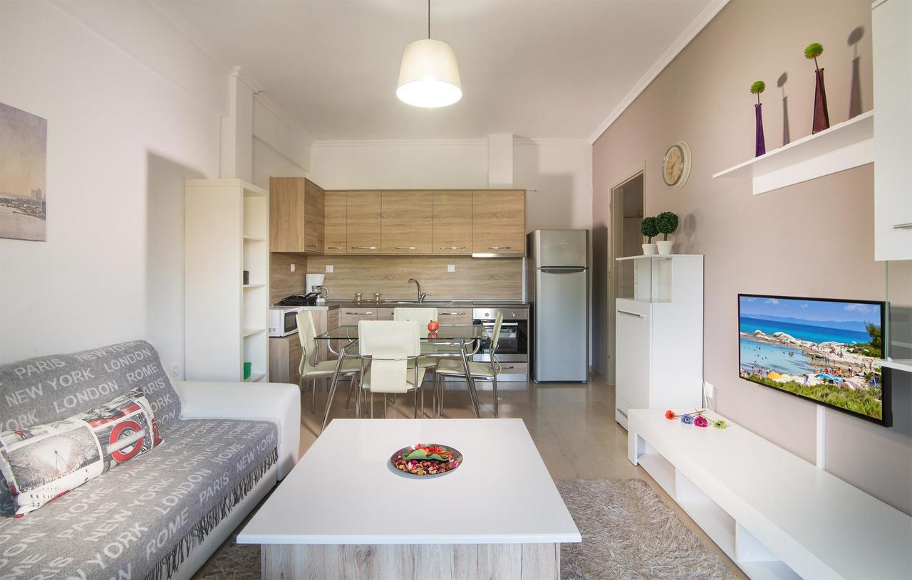 Polýgyros Michalis Apartments מראה חיצוני תמונה