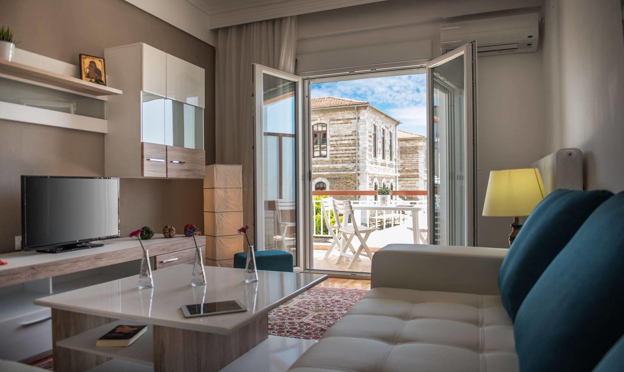 Polýgyros Michalis Apartments מראה חיצוני תמונה