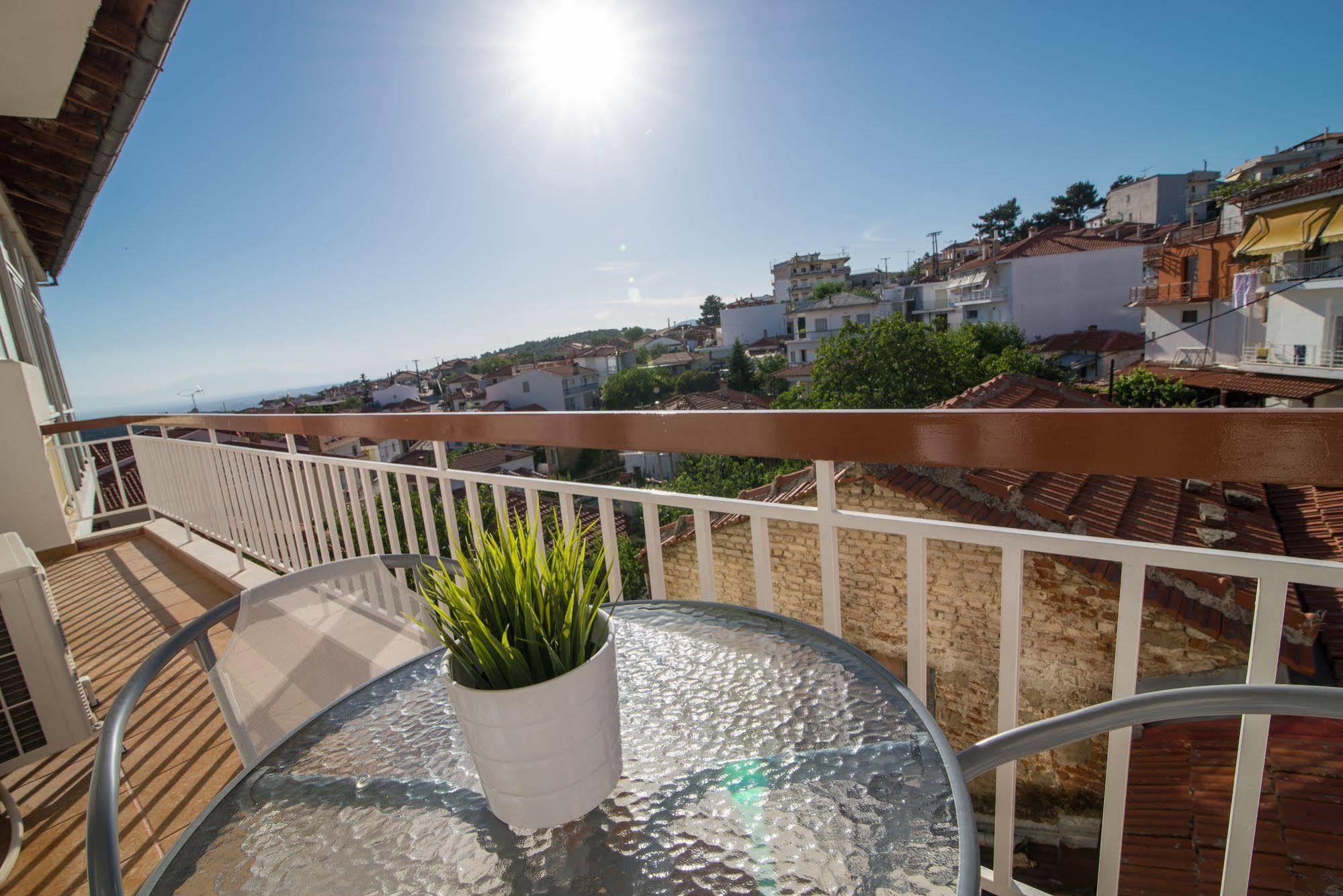 Polýgyros Michalis Apartments מראה חיצוני תמונה